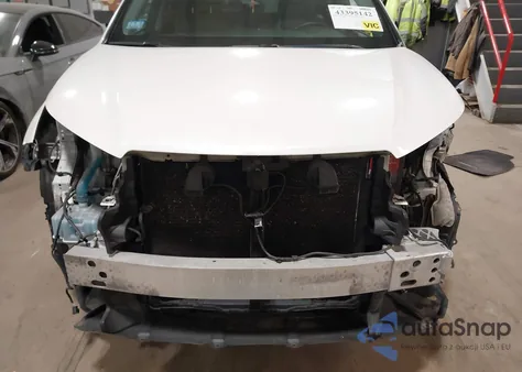 2015 Toyota Highlander Xle V6 z USA, uszkodzony, nr VIN 5TDJKRFH8FS208200